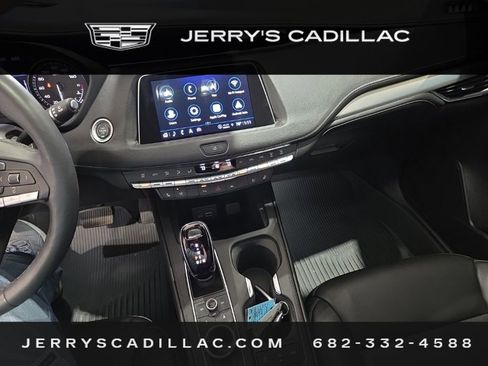 Certified 2023 Cadillac XT4 Premium Luxury w/ Technology Package image 11