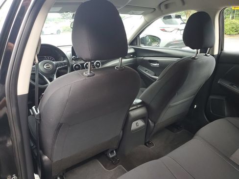 Used 2024 Nissan Sentra SV FWD image 14