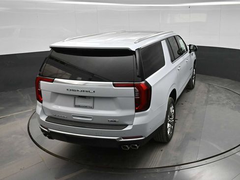 New 2026 GMC Yukon XL Denali w/ Denali Reserve Package AWD/4WD image 30