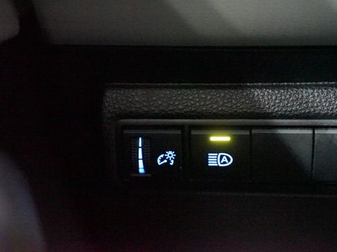 Certified 2022 Toyota Corolla LE image 21