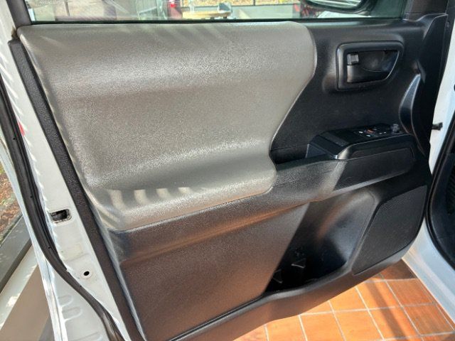 Used 2019 Toyota Tacoma SR RWD image 14