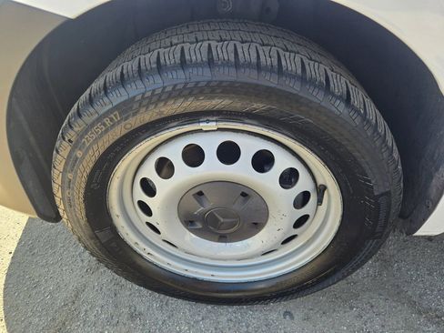 Used 2018 Mercedes-Benz Metris image 27