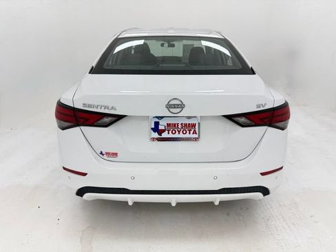 Used 2024 Nissan Sentra SV FWD image 19