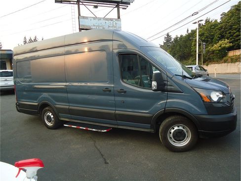Used 2019 Ford Transit 250 148 High Roof Extended RWD image 5