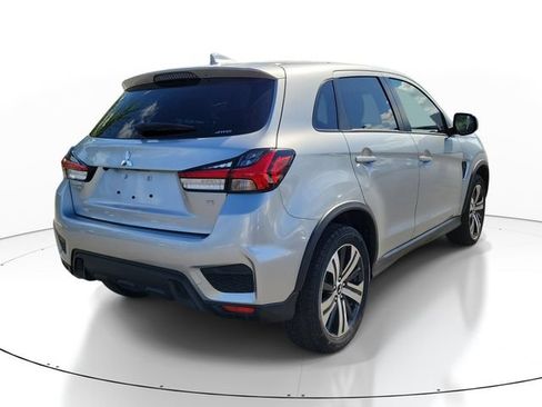 Used 2026 Mitsubishi Outlander Sport SE AWD/4WD image 8