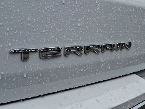 Certified 2022 GMC Terrain SLT w/ Tech Package image 23