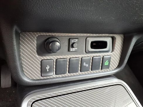 Used 2022 Mitsubishi Outlander SEL AWD/4WD image 16
