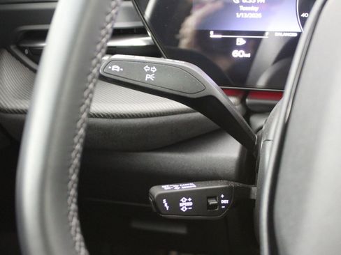 Used 2025 Audi SQ5 Premium Plus image 30