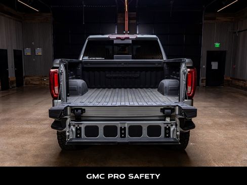 Used 2023 GMC Sierra 1500 Denali w/ Denali Reserve Package image 9