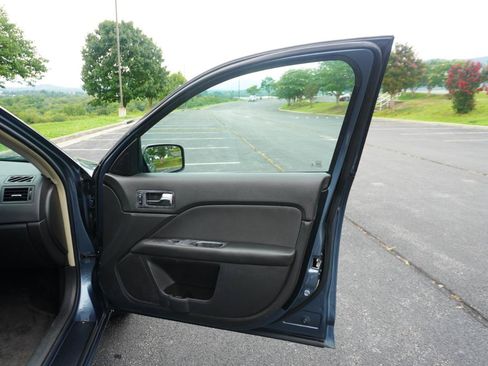 Used 2012 Ford Fusion SE FWD image 17