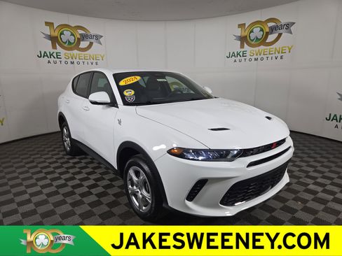 Used 2024 Dodge Hornet GT w/ Cold Weather Group image 1