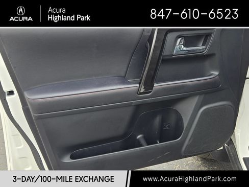 Used 2023 Toyota 4Runner TRD Off-Road Premium w/ Moonroof Package AWD/4WD image 30