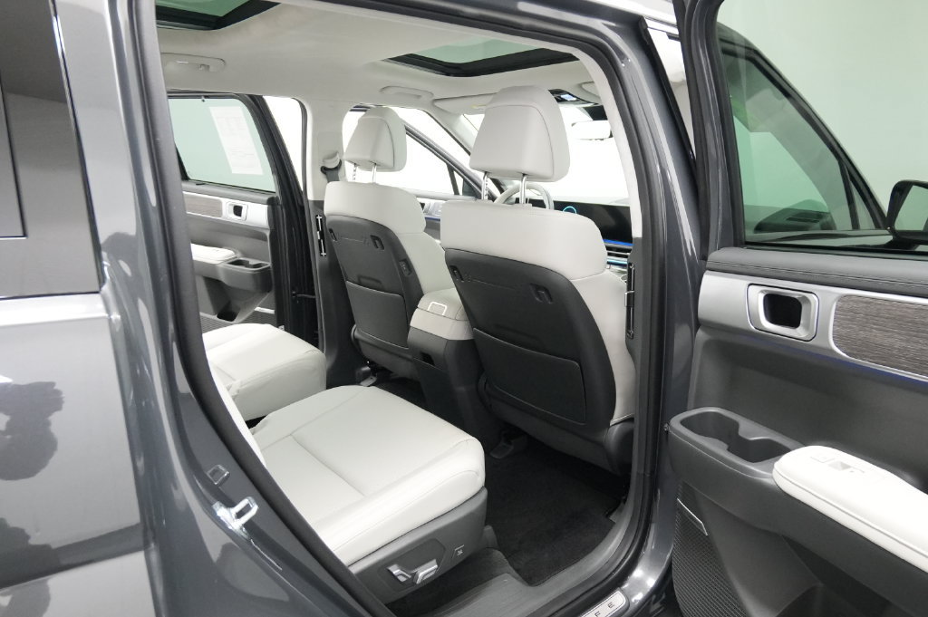 New 2026 Hyundai Santa Fe Calligraphy AWD/4WD image 38