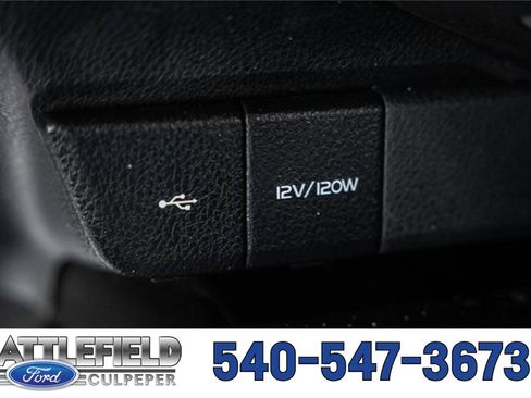 Used 2024 Toyota Camry XSE w/ Navigation Package image 27