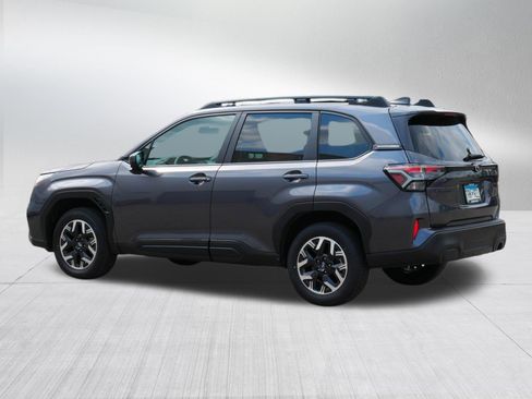 Used 2026 Subaru Forester Premium AWD/4WD image 5