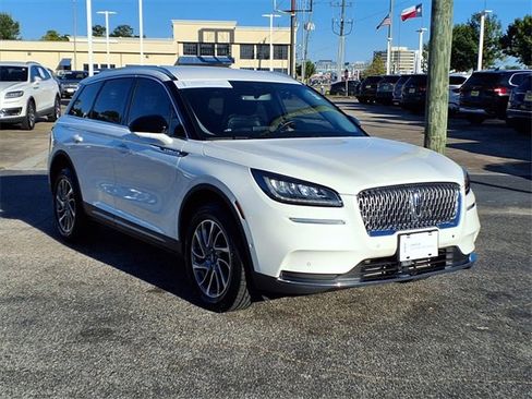 Certified 2022 Lincoln Corsair AWD w/ Equipment Group 101A image 21