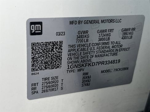 Used 2023 Chevrolet Suburban Premier image 31