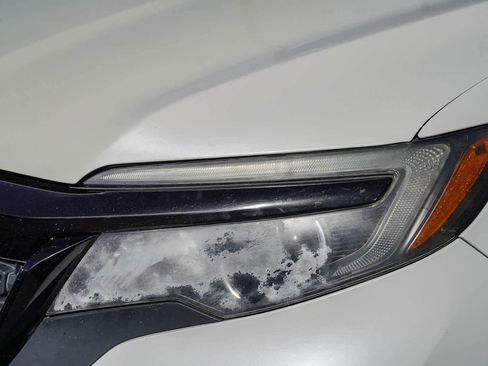 Used 2019 Honda Passport EX-L image 2