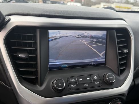 Used 2019 GMC Acadia SLE image 24