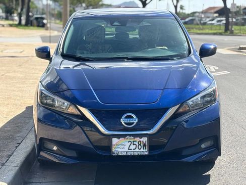 Used 2022 Nissan Leaf SV image 7