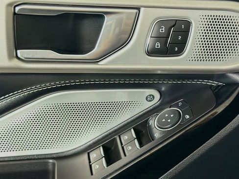 Used 2022 Ford Explorer ST w/ Equipment Group 401A image 23