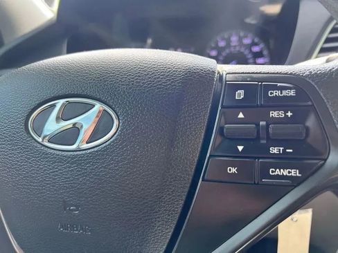 Used 2015 Hyundai Sonata SE FWD image 18