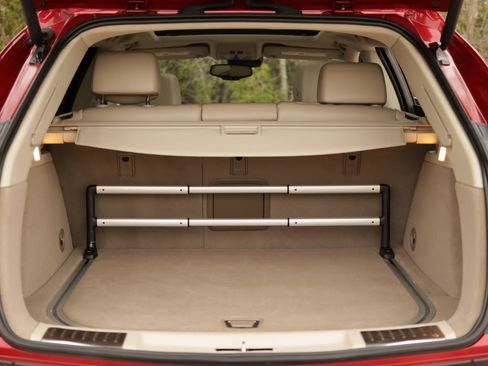 Used 2016 Cadillac SRX Luxury w/ Driver Awareness Package image 27