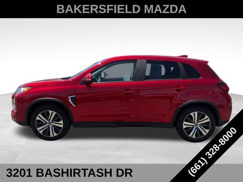 Used 2020 Mitsubishi Outlander Sport SE AWD/4WD image 2
