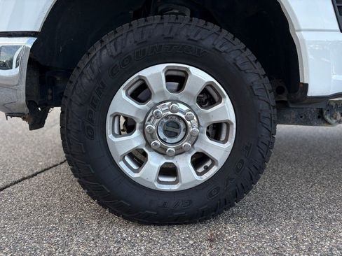 Used 2023 Ford F250 XLT image 28