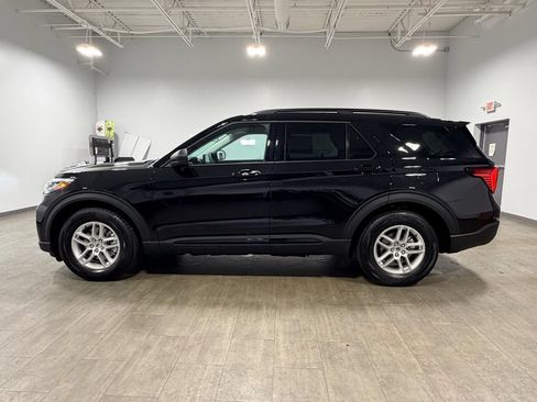 New 2026 Ford Explorer Active w/ Active Comfort Package RWD image 7