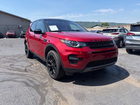 Used 2018 Land Rover Discovery Sport HSE AWD/4WD image 2