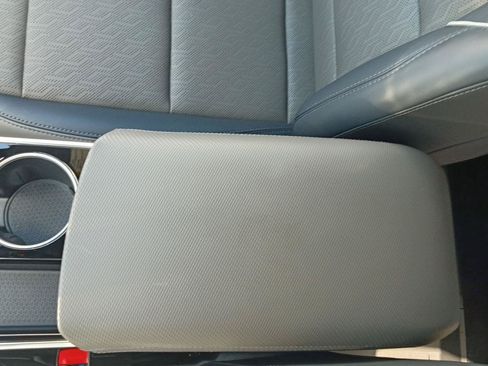 Used 2025 Chevrolet Equinox LT w/ Convenience Package II FWD image 34