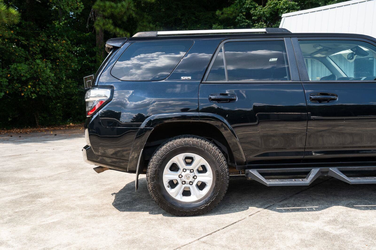 Used 2021 Toyota 4Runner SR5 RWD image 11