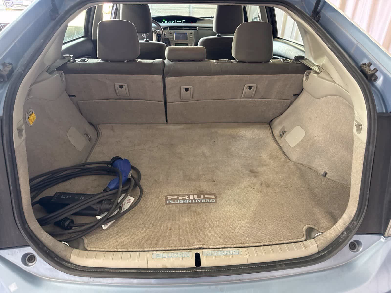 Used 2015 Toyota Prius Prime Plug-In Hybrid FWD image 18