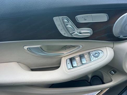 Certified 2021 Mercedes-Benz C 300 4MATIC Sedan image 11