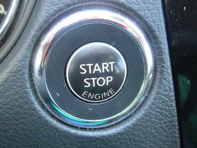 Used 2020 Nissan Rogue SV AWD/4WD image 22