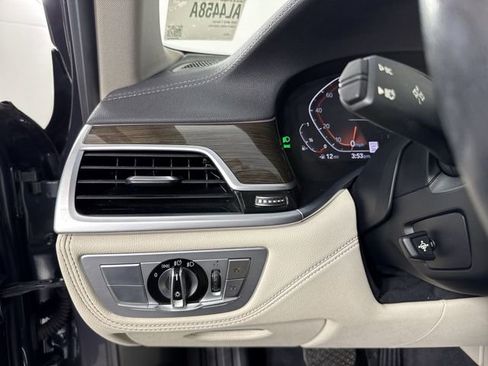 Used 2020 BMW 740i xDrive 740i xDrive w/ Cold Weather Package image 14