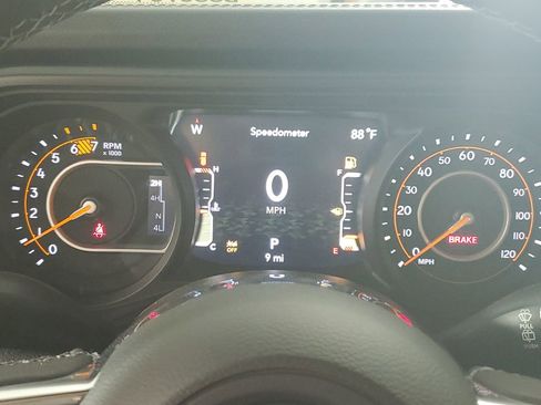 New 2025 Jeep Wrangler Sahara image 25