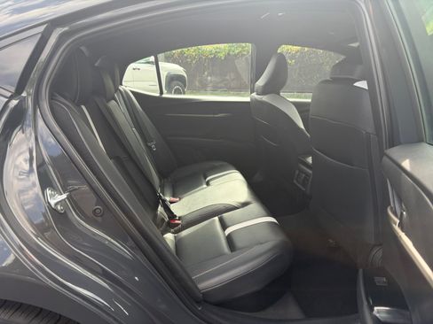 Used 2025 Toyota Camry SE FWD image 27