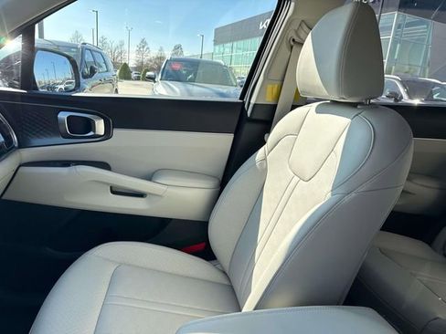 New 2026 Kia Sorento EX FWD image 18