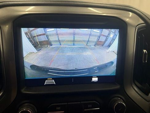 Used 2021 Chevrolet Silverado 1500 LT w/ Bed Protection Package AWD/4WD image 16