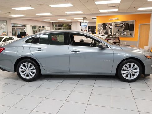 Used 2023 Chevrolet Malibu LT w/ LPO, Floor Liner Package FWD image 12