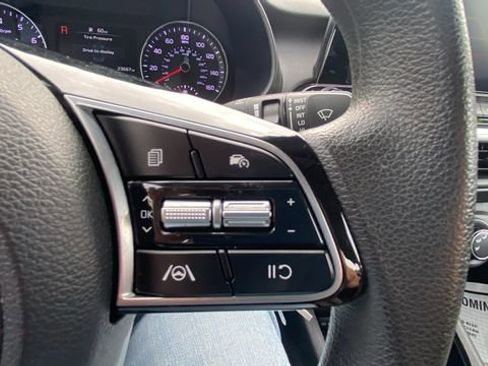 Used 2023 Kia Forte LXS image 15