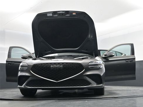 Used 2023 Genesis G70 2.0T w/ Sport Prestige Package image 22