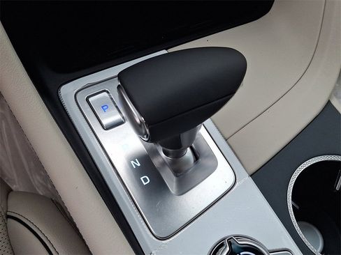 New 2026 Genesis G70 2.5T Prestige image 11