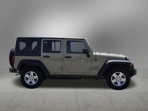 Used 2017 Jeep Wrangler Unlimited Sport w/ Quick Order Package 24S AWD/4WD image 7