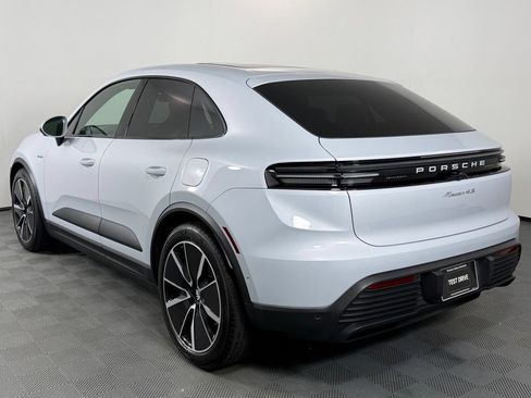 Certified 2025 Porsche Macan 4S Electric w/ Premium Package AWD/4WD image 3