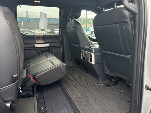 Used 2022 Ford F350 Lariat w/ Camper Package image 15
