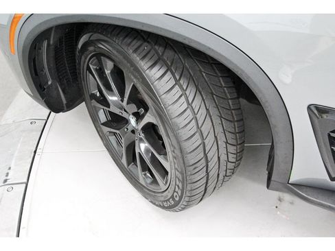 Used 2024 BMW X5 sDrive40i w/ Premium Package RWD image 7