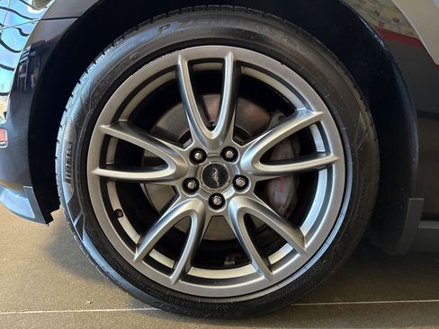 Used 2012 Ford Mustang GT Premium w/ Brembo Brake Pkg image 37